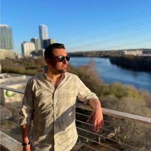 Meet your Posher, Zach